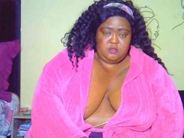 BellyGoddess webcam