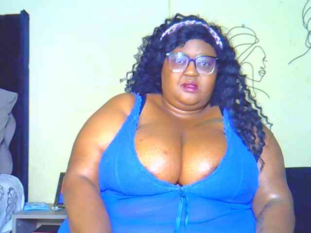 BellyGoddess webcam