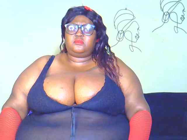 BellyGoddess webcam