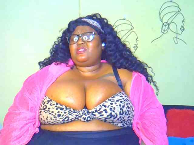 BellyGoddess webcam