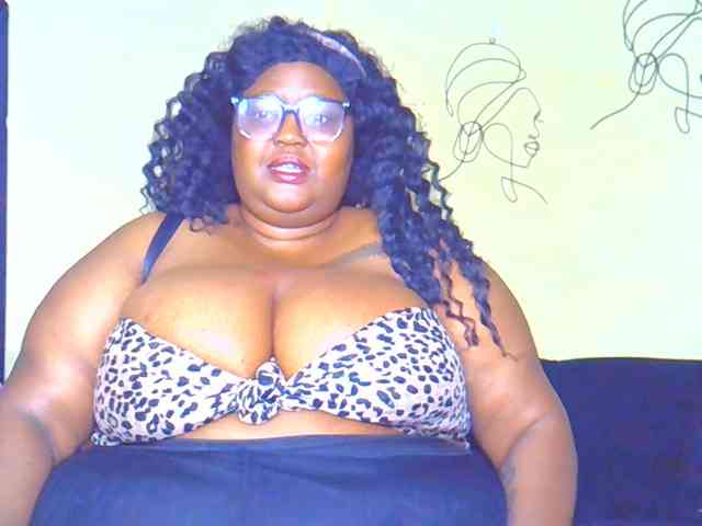 BellyGoddess webcam