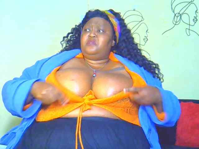 BellyGoddess webcam