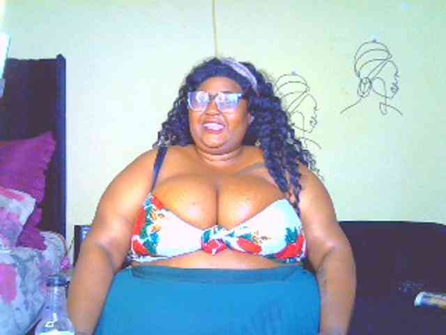 BellyGoddess webcam