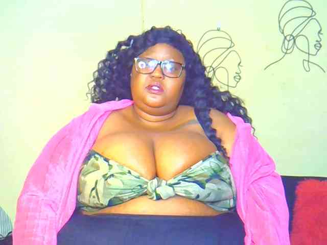 BellyGoddess webcam