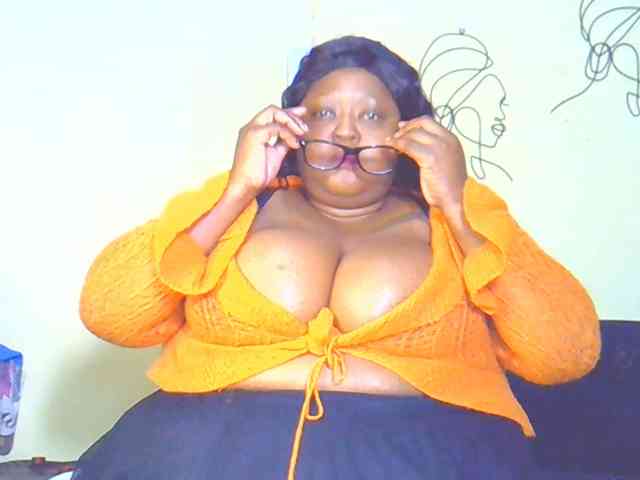 BellyGoddess webcam