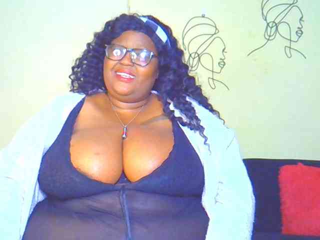 BellyGoddess webcam