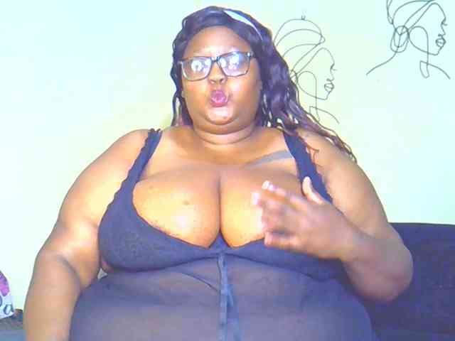BellyGoddess webcam