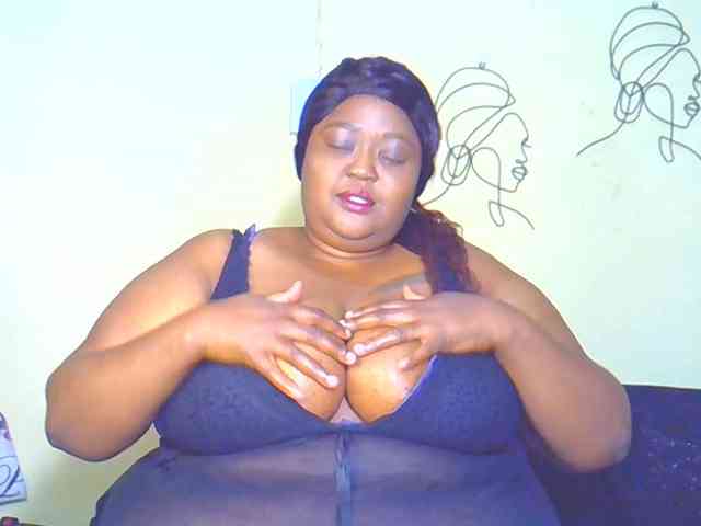 BellyGoddess webcam
