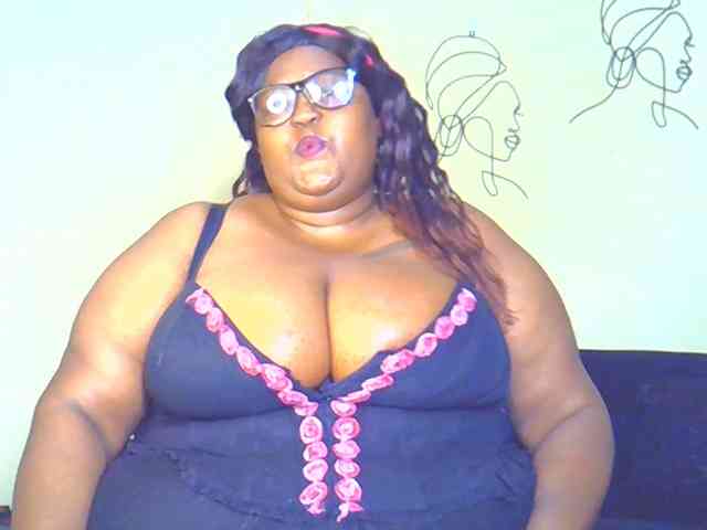 BellyGoddess webcam