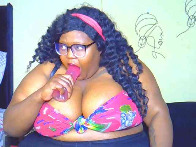 BellyGoddess webcam