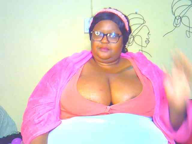 BellyGoddess webcam