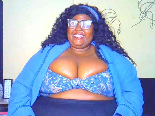 BellyGoddess webcam