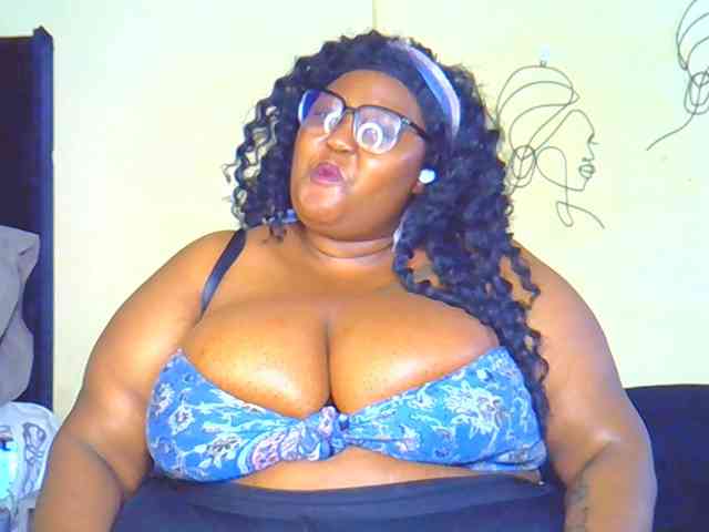 BellyGoddess webcam