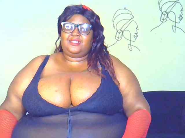 BellyGoddess webcam