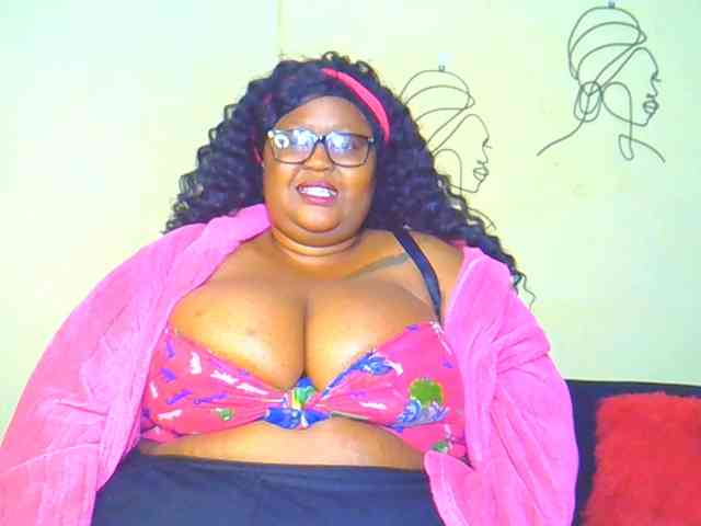 BellyGoddess webcam