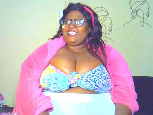 BellyGoddess webcam