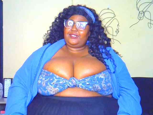 BellyGoddess webcam