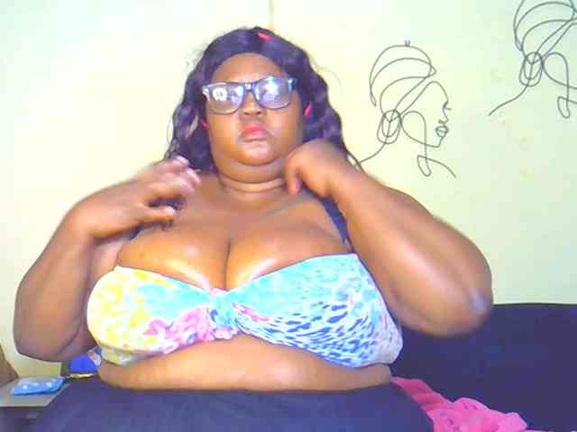 BellyGoddess webcam