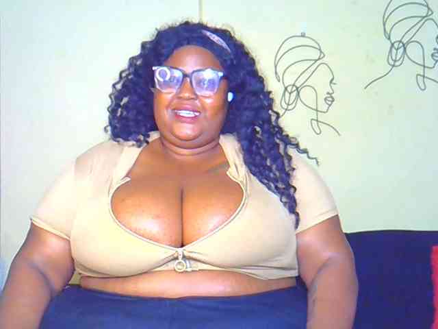 Model: BellyGoddess