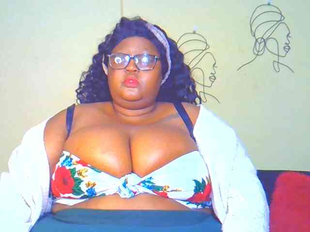 BellyGoddess webcam