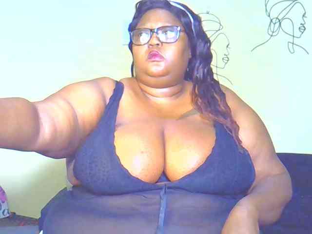 BellyGoddess webcam