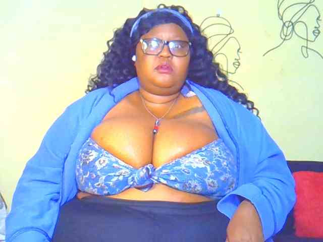 BellyGoddess webcam