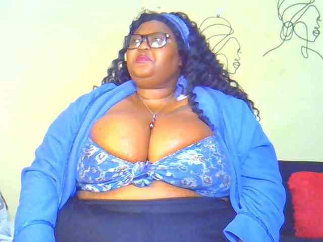 BellyGoddess webcam