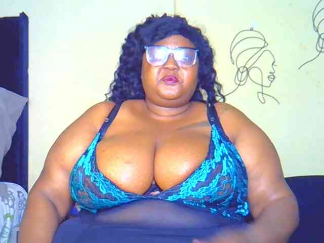 BellyGoddess webcam