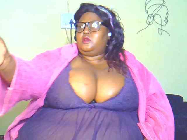 BellyGoddess webcam
