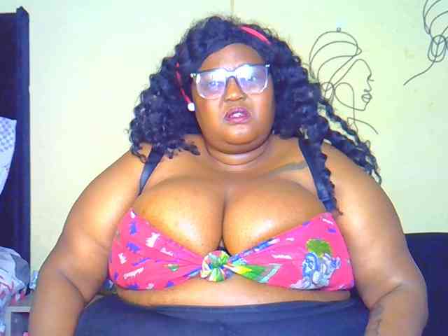 BellyGoddess webcam