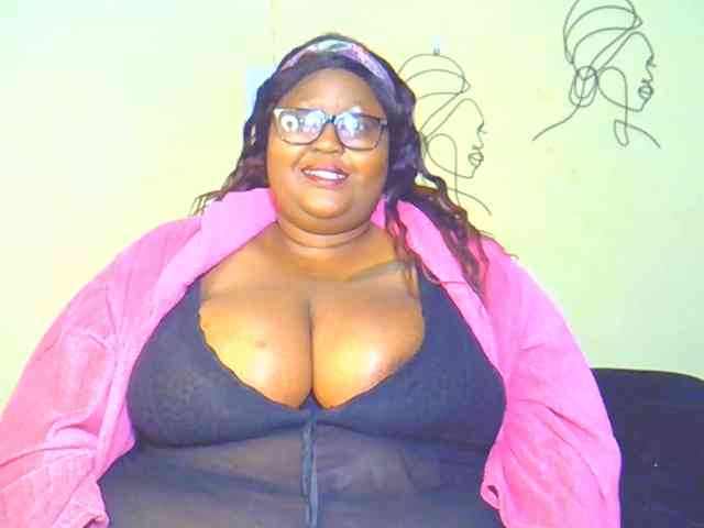 BellyGoddess webcam