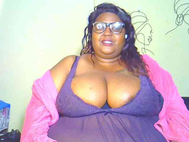 BellyGoddess webcam