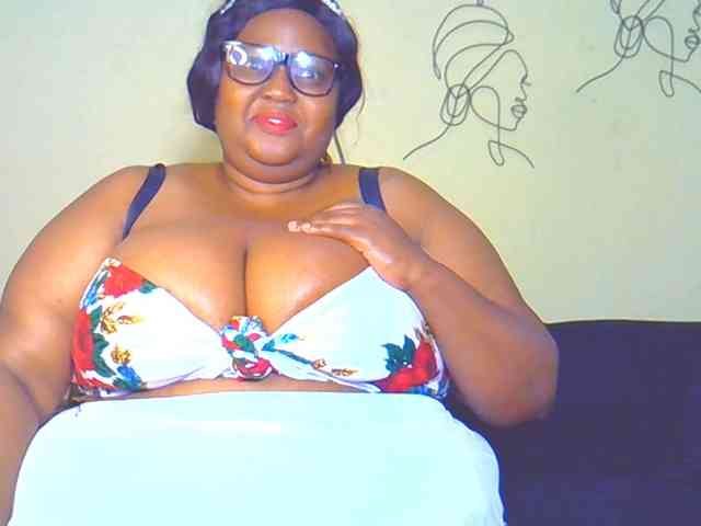 BellyGoddess webcam