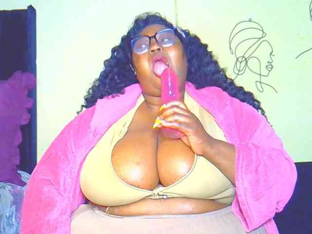 BellyGoddess webcam