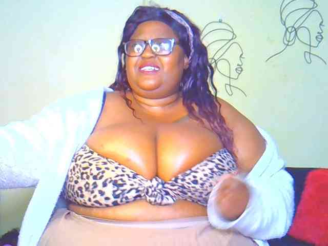 BellyGoddess webcam