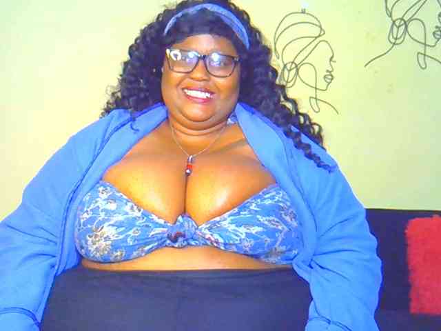 BellyGoddess webcam