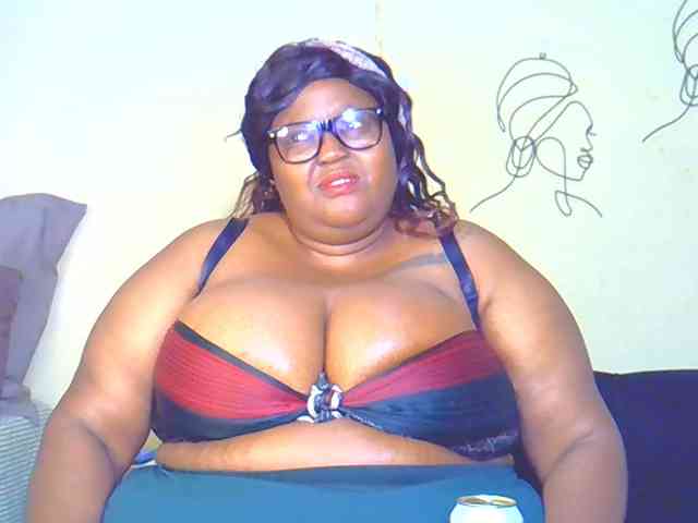 BellyGoddess webcam