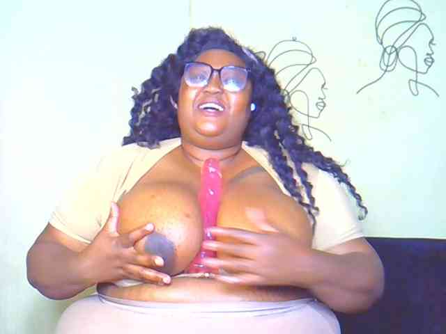 BellyGoddess webcam
