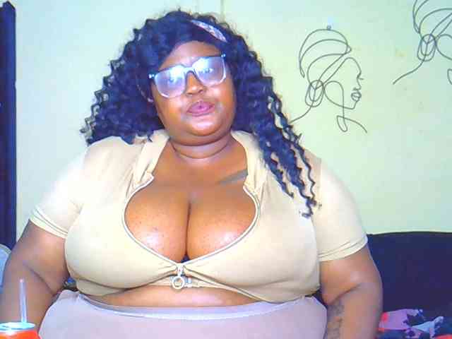BellyGoddess webcam