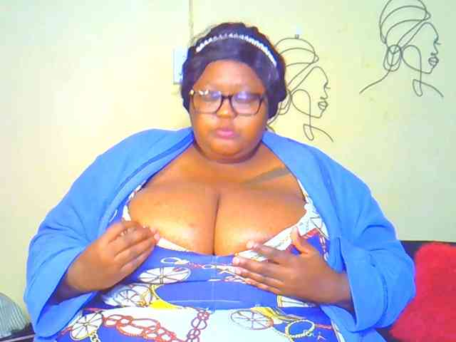 BellyGoddess webcam