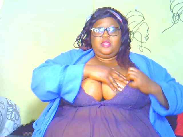 BellyGoddess webcam