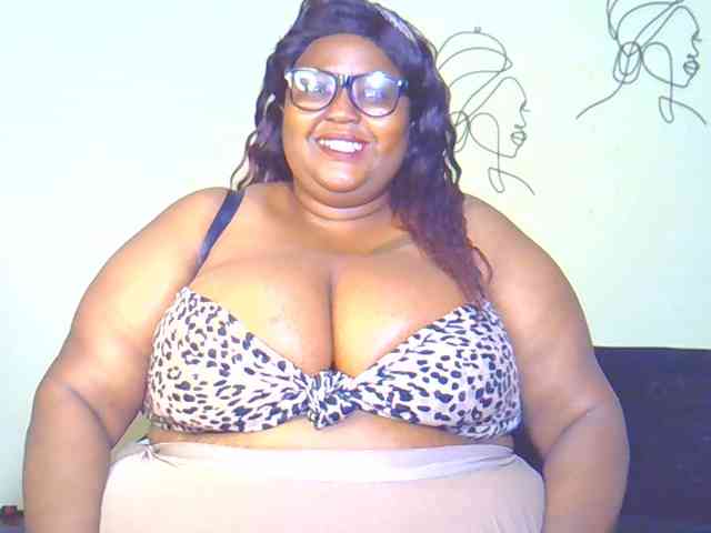 BellyGoddess webcam