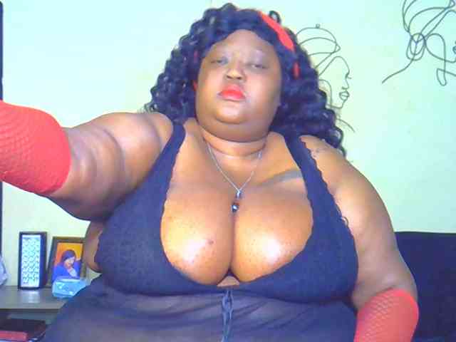 BellyGoddess webcam