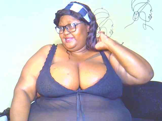 BellyGoddess webcam