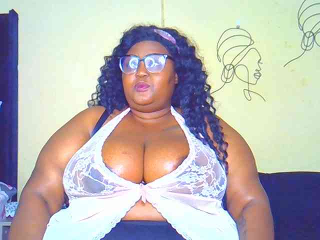 BellyGoddess webcam