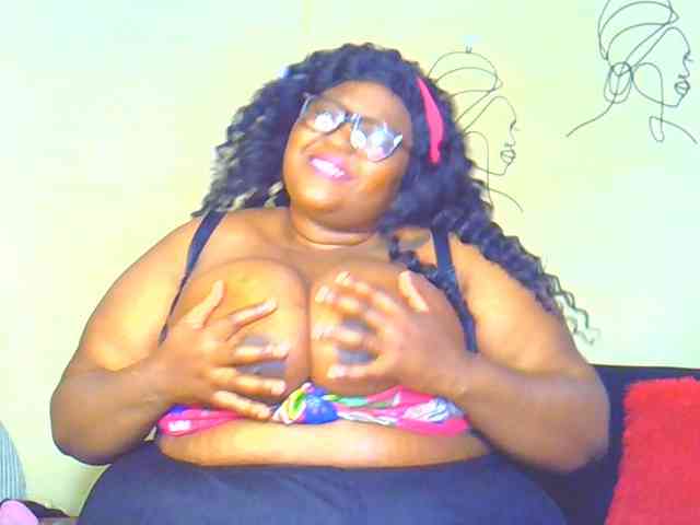 BellyGoddess webcam