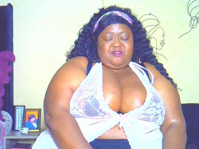BellyGoddess webcam