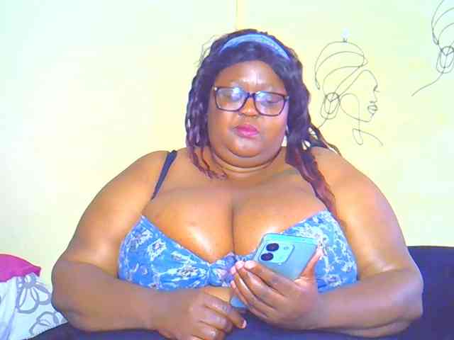 BellyGoddess webcam