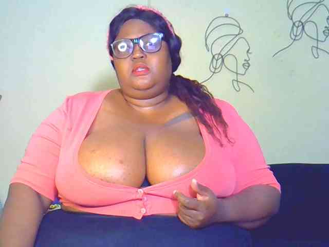 BellyGoddess webcam