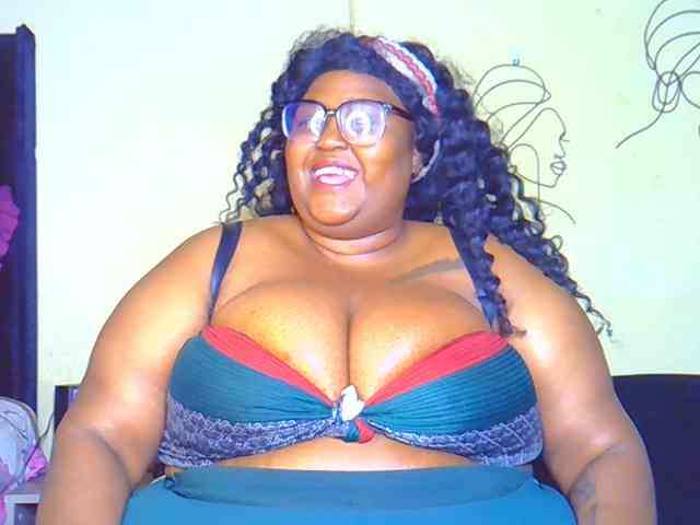 BellyGoddess webcam